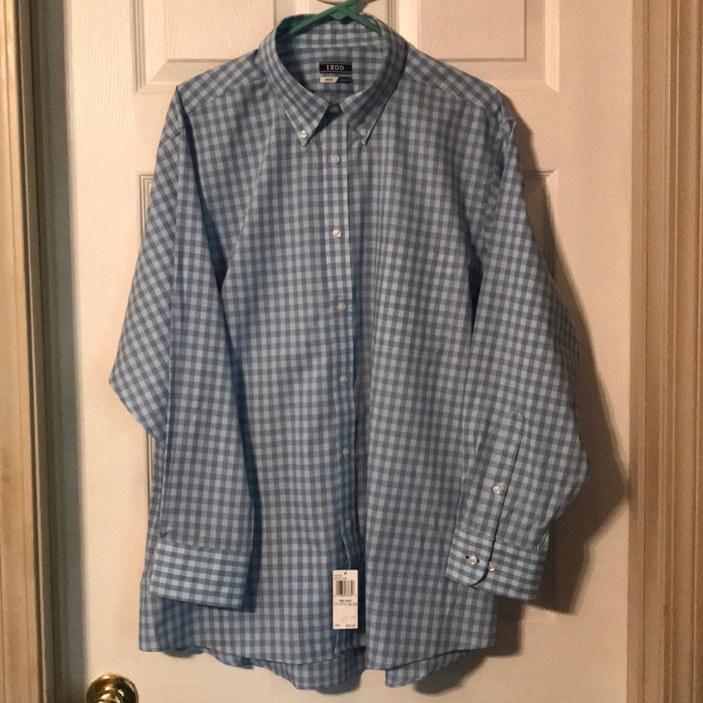 NWT - Men’s IZOD button down